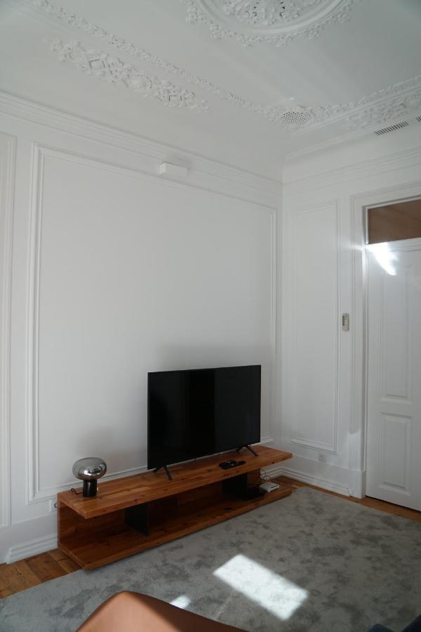 Flora Baixa Apartments Lisboa Ngoại thất bức ảnh